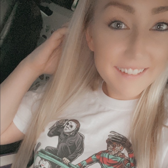 Meet the Posher 💁🏼🤷🏼‍♀️❤️ - Picture 2 of 3